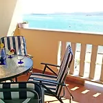 Antonela - Just 10 M From The & Stunning Sea View & Free Private Parking Sveti Filip i Jakov