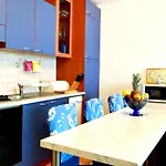Antonela - Just 10 M From The & Stunning Sea View & Free Private Parking Sveti Filip i Jakov