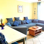 Apartamento Antonela - Just 10 M From The & Stunning Sea View & Free Private Parking *