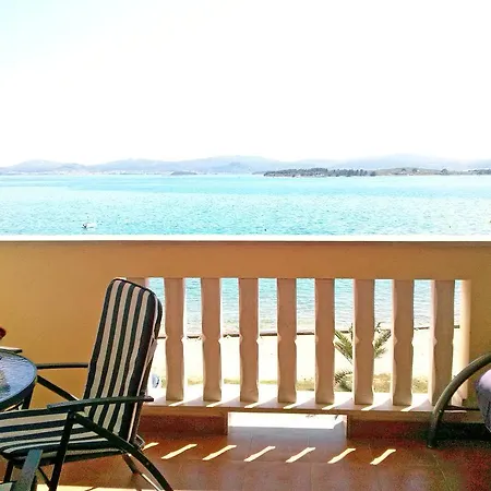 Appartamento Antonela - Just 10 M From The & Stunning Sea View & Free Private Parking *