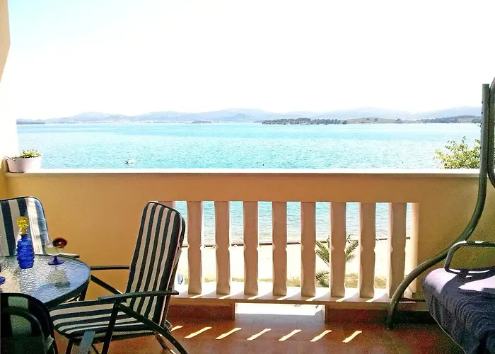 Apartman Antonela Just 10 M From The & Stunning Sea View & Free Private Parking *