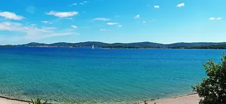 公寓 Antonela - Just 10 M From The & Stunning Sea View & Free Private Parking