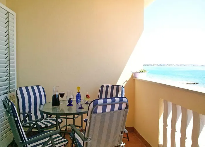 Antonela Just 10 M From The & Stunning Sea View & Free Private Parking